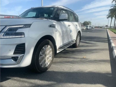 2022 Nissan Patrol LE Titanium 5.6L 8 Cylinder Petrol Engine White Tan SUV GCC