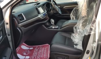 2018 Toyota Kluger Grande 3.5 Litres V6 Cylinders Engine Silver Black SUV