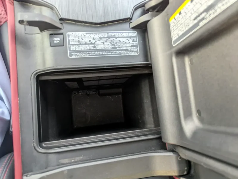 2022 Toyota Land Cruiser GR Sport 3.3L V6 Cylinders White Black SUV GCC Specs