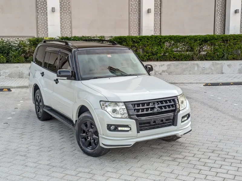 2016 Mitsubishi Pajero GLS MID MODIFIED SIGNATURE EDITION V6 3.5L White Red SUV