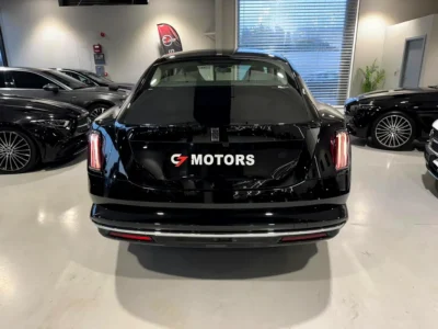 2024 Rolls-Royce Spectre Standard Ultra Luxury Electric Coupe Black White GCC