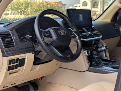 2016 TOYOTA LAND CRUISER FACELIFTED 2025 GCC Specs V6 4.0L White Beige SUV