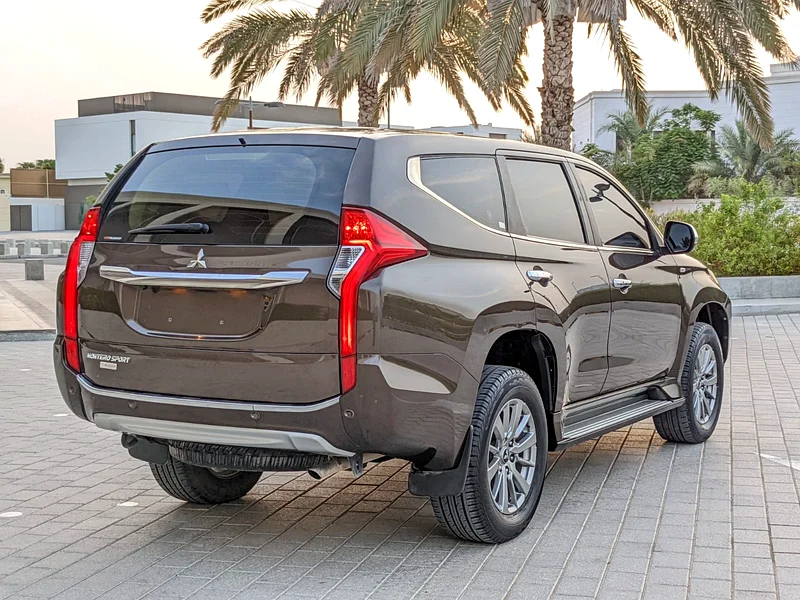 2017 Mitsubishi Montero Sport GLS 2WD 6 Cylinder Petrol Engine Brown Beige SUV