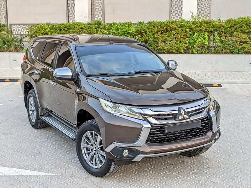 2017 Mitsubishi Montero Sport GLS 2WD 6 Cylinder Petrol Engine Brown Beige SUV