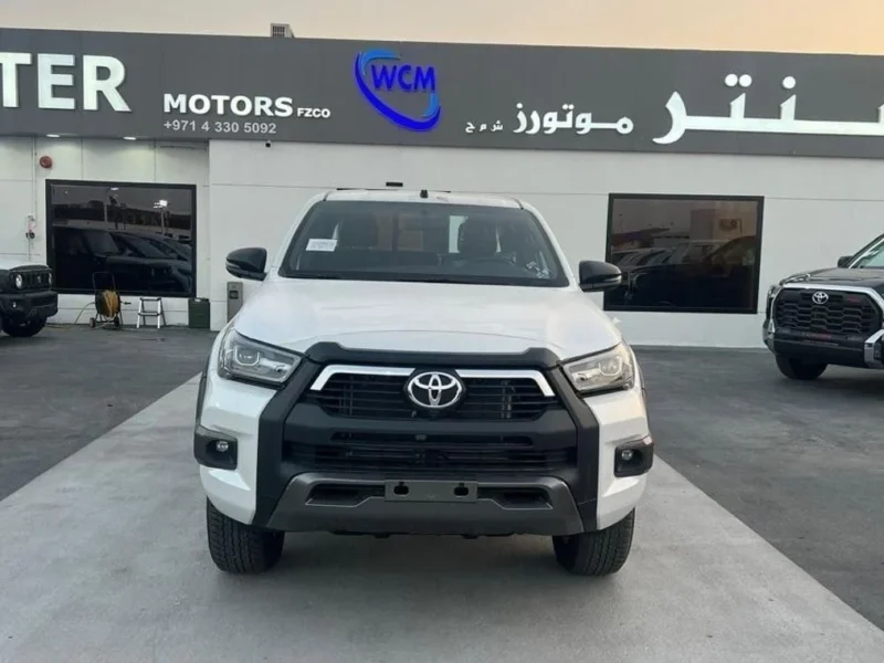 2025 Toyota Hilux ADVENTURE 4.0 Litre V6 PETROL Engine White Black PickUP