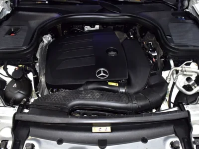 2021 Mercedes-Benz GLC GLC 200 4 Cylinder Petrol Engine White Red Crossover GCC