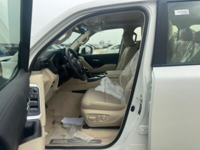 2025 Toyota Land Cruiser GXR 3.5L 6 Cylinder Petrol Engine White Beige SUV