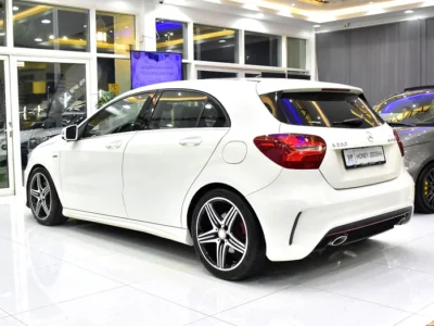 2015 Mercedes-Benz A-Class A 250 Sport 4 Cylinder Petrol Engine White Black Hatchback