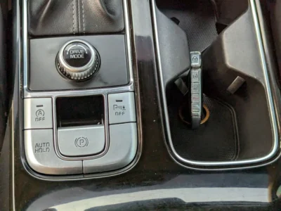 2020 Kia Telluride EX FULL OPTION 3.8L V6 Blue Black SUV GCC IN EXCELLENT CONDITION