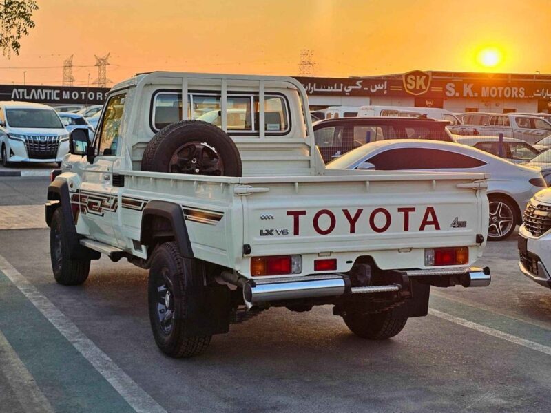 2025 Toyota Land Cruiser Pick Up LX LC79 4.0L V6 PETROL MT White Brown Pickup