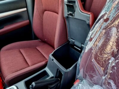 2025 TOYOTA HILUX TRD SR5 4.0L PETROL 6 Cylinder Petrol Engine White Red PickUP