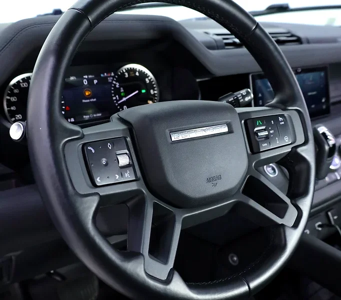 2023 Land Rover Defender 110 X-Dynamic HSE V6 Engine White Black SUV FULLY LOADED