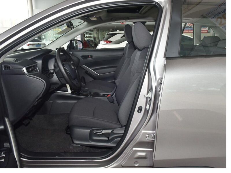 2025 Toyota Corolla Cross 2.0L HYBRID ELITE 4 Cylinders Engine White Black SUV