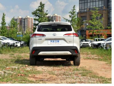 2025 Toyota Corolla Cross 2.0L HYBRID ELITE 4 Cylinders Engine White Black SUV