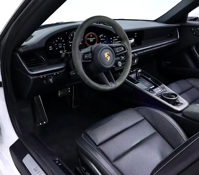 2022 Porsche Carrera / 911 Targa 4S 6 Cylinders White Black Hard Top Convertible