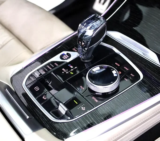 2020 BMW X7 XDrive50i M Sport 8 Cylinders Petrol Engine Maroon White SUV