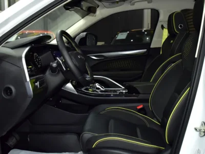 2024 Geely Tugella GF 4 Cylinders Petrol Engine White Black Crossover GCC Specs