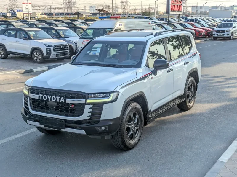 2022 Toyota Land Cruiser GR Sport 3.3L V6 Cylinders White Black SUV GCC Specs