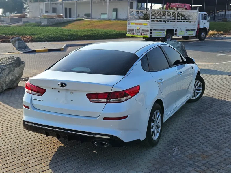 2020 Kia Optima EX Mid 4 Cylinder Petrol Engine White Grey Sedan GCC Specs
