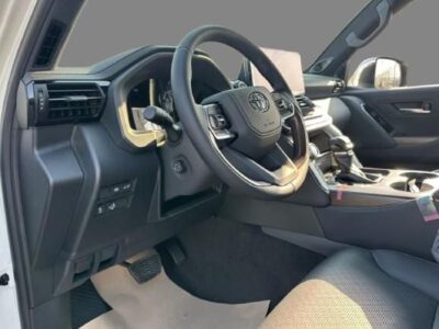 2025 TOYOTA LC300 VX 3.5L TT FULL OPTION 6 Cylinder Petrol Engine White Black SUV