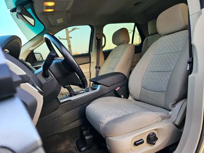 2012 Ford Explorer Base 6 Cylinder Petrol Engine Green Beige SUV GCC Specs