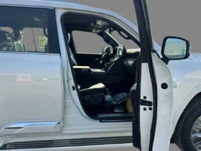 2025 TOYOTA LC300 VX 3.5L TT FULL OPTION 6 Cylinder Petrol Engine White Black SUV