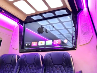 2022 Mercedes-Benz Sprinter Standard 2.0L 4-Cylinder Turbo White Black Van