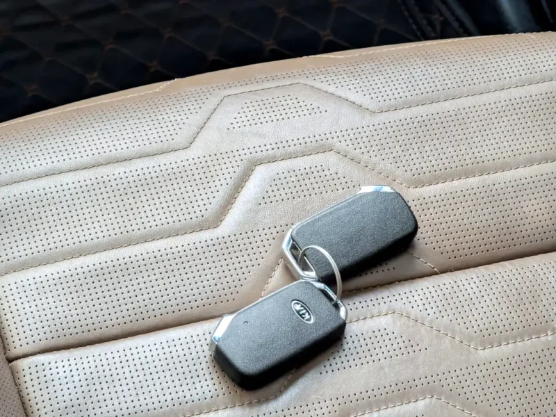 2021 Kia Telluride GT Line 6 Cylinder Petrol Engine Grey Brown SUV GCC Specs