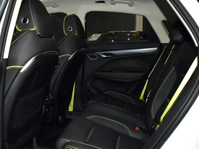 2024 Geely Tugella GF 4 Cylinders Petrol Engine White Black Crossover GCC Specs