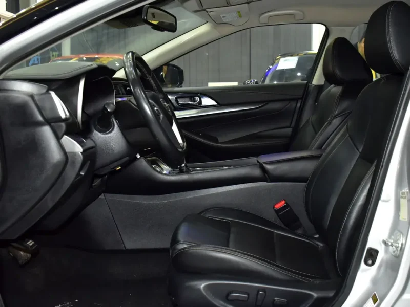 2021 Nissan Maxima SV 6 Cylinder Petrol Engine Silver Black Sedan American Specs