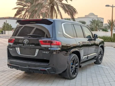 2013 Toyota Land Cruiser FACELIFTED 2025 VXR V8 Black Blue SUV GCC Specs