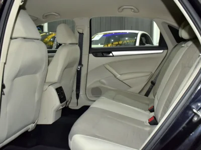 2020 Volkswagen Passat Comfortline 5 Cylinder Petrol Engine Black Beige Sedan GCC