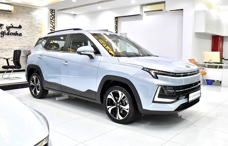 2023 JAC JS4 TURBO 4 Cylinder petrol Engine Blue Beige Crossover GCC Specs