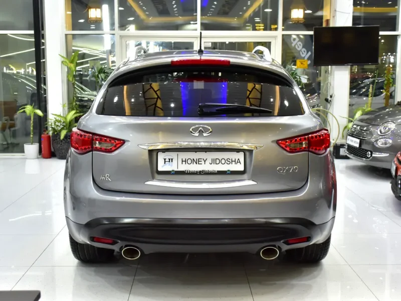 2020 Infiniti QX70 Luxury 6 Cylinder Petrol Engine Silver Brown SUV GCC Specs