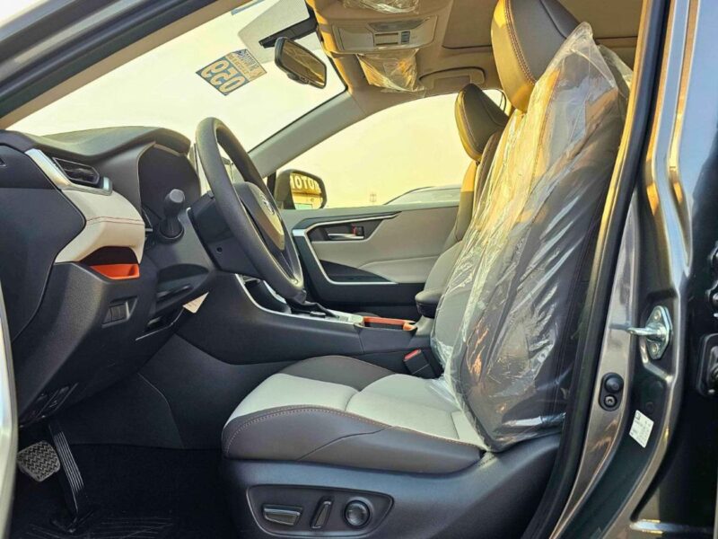 2025 Toyota RAV 4 ADVENTURE 2.5L 4 Cylinder Engine PETROL 4WD Grey SUV GCC