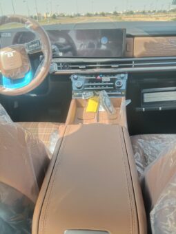 2024 Hyundai Santa Fe 2.5L Turbocharged Inline 4-Cylinder White Tan SUV