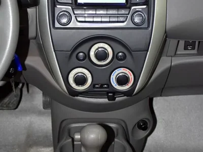 2021 Nissan Sunny EX 4 Cylinder Petrol Engine White Beige Sedan GCC Specs