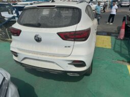 2023 MG ZS 1.5 Litres 4 Cylinder Petrol Engine White Black SUV GCC Specs FWD