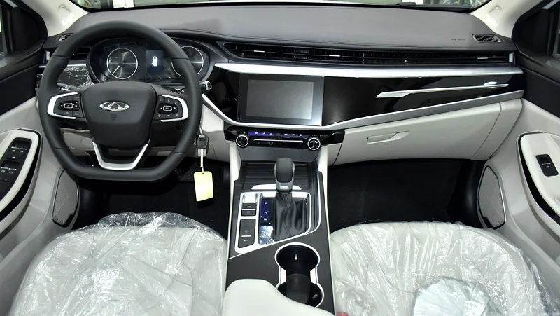 2026 Chery Arrizo 5 Comfort 4 Cylinder Petrol Engine White Beige Sedan GCC Specs