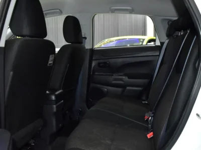 2024 Mitsubishi ASX GLX 4 Cylinder Petrol Engine White Black Crossover GCC Specs