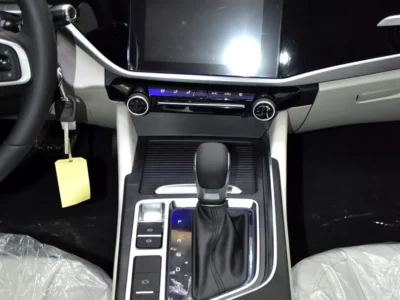 2026 Chery Arrizo 5 Comfort 4 Cylinder Petrol Engine White Beige Sedan GCC Specs