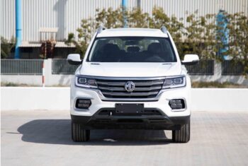 2024 MG RX8 2.0 Litres Turbocharged 4 Cylinder Petrol Engine White Black SUV