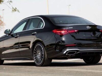 2023 Mercedes-Benz C 200 4 Cylinder Petrol Engine1.5-liter Black Tan Sedan RWD