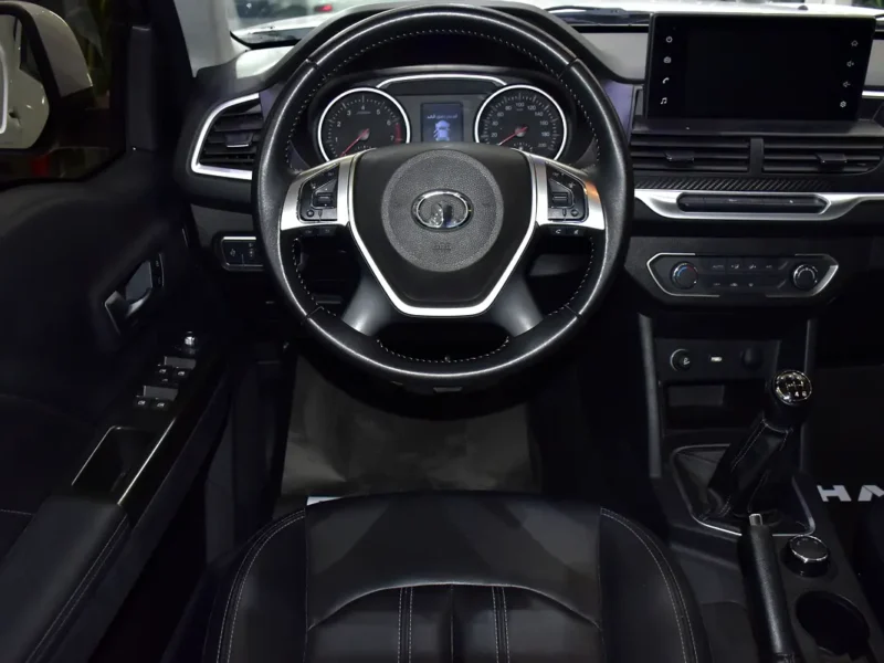 2023 GWM Wingle 7 Double Cabin Petrol 4X4 4 Cylinder Petrol Engine White Black Pick Up