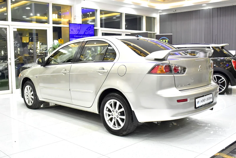 2015 Mitsubishi Lancer EX GLX 4 Cylinder Petrol Engine Beige Sedan GCC Specs