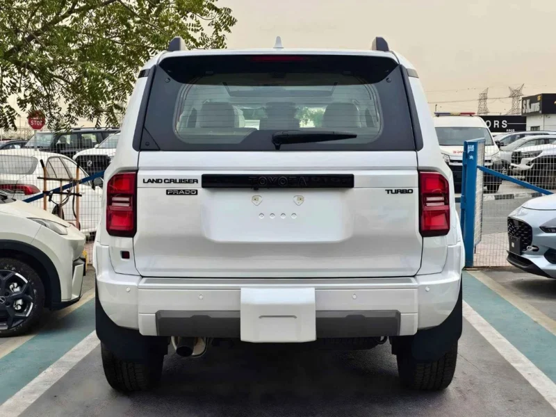 2026 Toyota Prado LUXURY TURBO 2.4L PETROL V4 Engine White Beige SUV GCC Specs