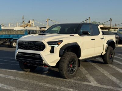 2025 Toyota Tacoma 2.4L V4 TRD PRO I-FORCE MAX Hybrid White Black Pick Up Truck
