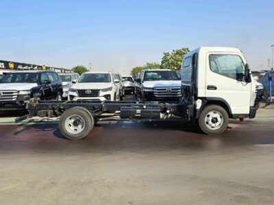 2024 Mitsubishi Fuso Canter CHASSIS EURO 5 3.8L V6 DIESEL AT White Grey Truck GCC Specs