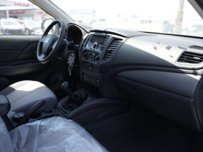 2023 Mitsubishi L200 GL 2.5L 4 Cylinders Double Cab Utility RWD White Grey Pick Up Truck