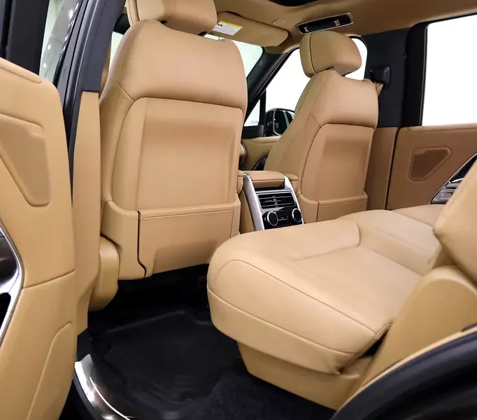 2026 Land Rover Range Rover HSE P530 8 Cylinder Petrol Engine Black Tan SUV
